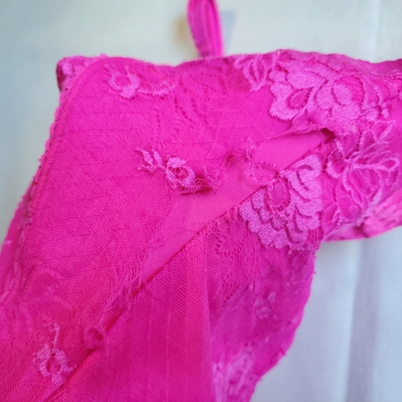 🔥FINAL PRICE DROP🔥 NWD$2,150 Balenciaga Pink Lingerie Lace Scoop Back Tank Top - Picture 16 of 16